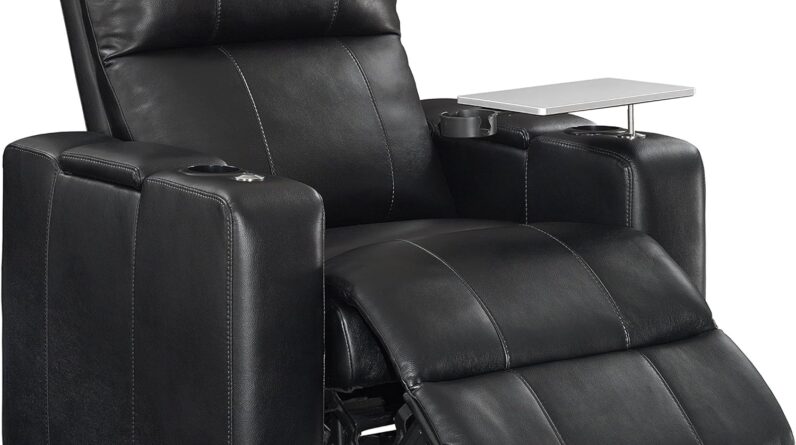 Pulaski Larson Theatre Recliner Review 1 pulaski larson theatre recliner review