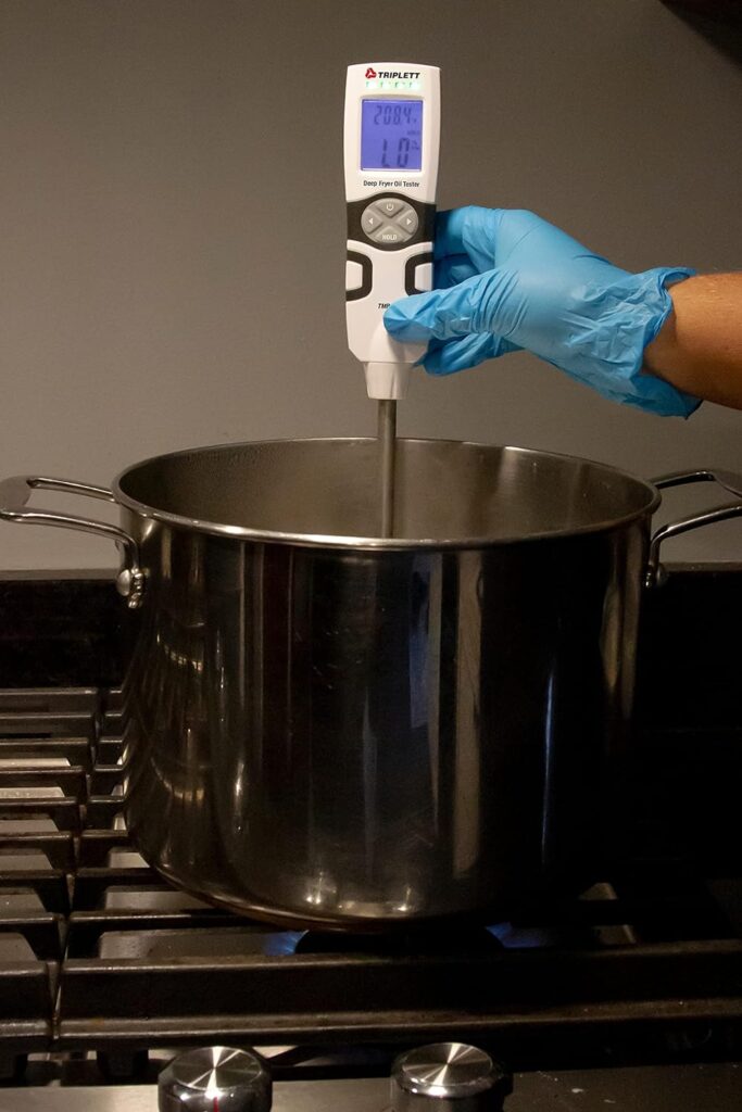 Triplett TMP230 Deep Fryer Oil Tester - Simultaneously Displays Temperature and TPM (Total Polar Materials) Triplett TMP230 Deep Fryer Oil Tester - Simultaneously Displays Temperature and TPM (Total Polar Materials)