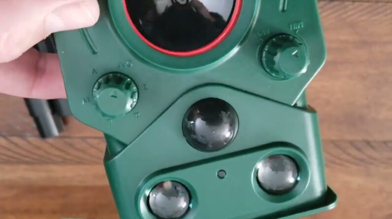 LOUD BRIGHT? Laturine Scarecrow Protector Solar Powered Ultrasonic Animal Repeller Review Unboxing