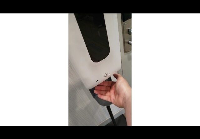 IS-IT STURDY? Review Automatic sanitizer Dispenser Touchless Review Unboxing Luxton Home Demo Test