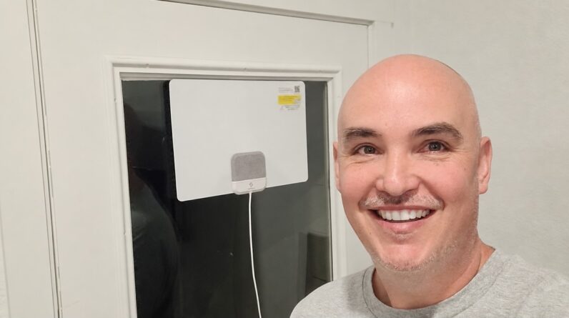 HARD-TO-INSTALL CHANNELS CLEAR? Sherriva Indoor Ultra Thin Amplified TV Antenna Review Unboxing