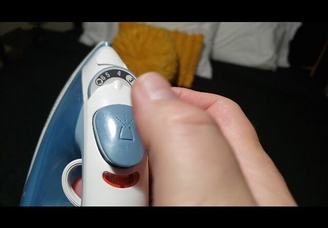 FABRIC SELECTIONS - Review of Black and Decker iron Review Unboxing BLACK+DECKER Demo Test