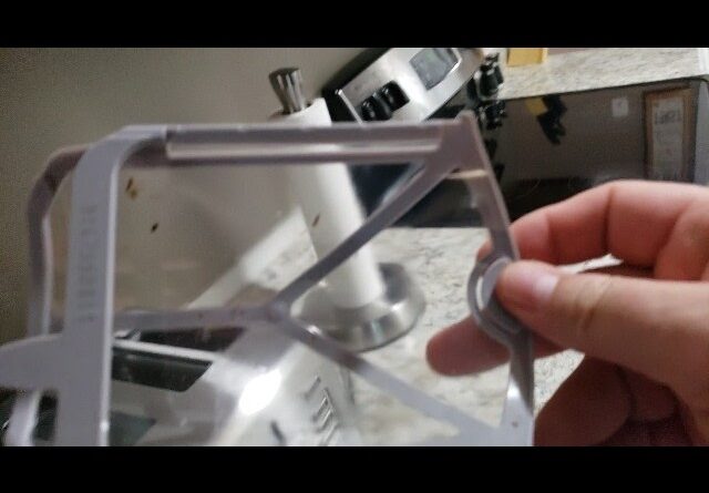 1 CLICK FOR-REAL ? Review of Zevo Indoor Flying Insect Trap Review Unboxing ZEVO Demo Test