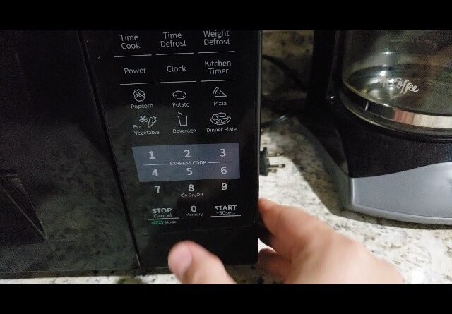 QUICK BUTTON - Review of COMFEE Countertop Microwave Review Unboxing COMFEE' Demo Test