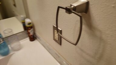 STATIONARY - Review of a Moen Bathroom-Hardware Nickel Review Unboxing Moen Demo Test