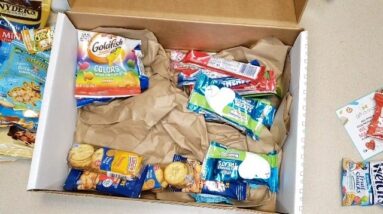 EVERY FLAVOR - Unboxing Gift A Snack Variety Pack Snack Box Review Unboxing Nut Cravings Demo Test
