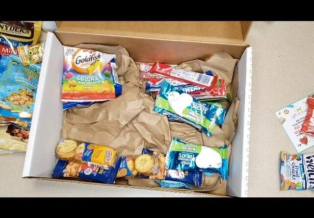 EVERY FLAVOR - Unboxing Gift A Snack Variety Pack Snack Box Review Unboxing Nut Cravings Demo Test