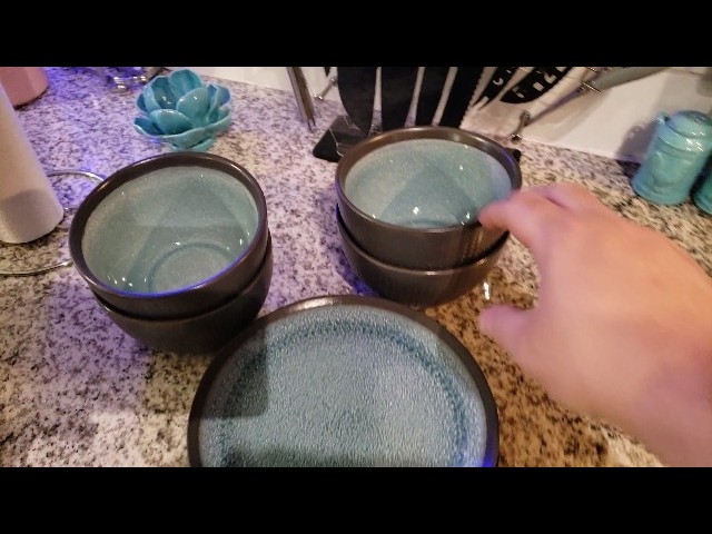 TEXTURE - Review of Pfaltzgraff Maddox Dinnerware Teal Review Unboxing Pfaltzgraff Demo Test