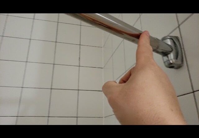 MUCH BIGGER - Review of Chrsouly Adjustable Curve Shower Rod Review Unboxing Chrsouly Demo Test