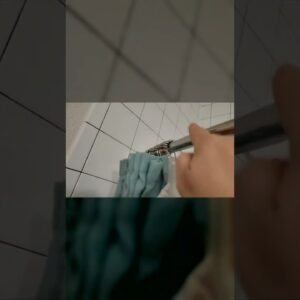 MUCH BIGGER - Review of Chrsouly Adjustable Curve Shower Rod Review Unboxing Chrsouly Demo Test
