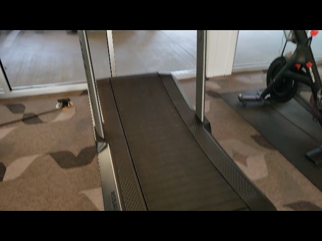 PADDING - Review of Assault Fitness treadmill Review Unboxing Assault Fitness Demo Test
