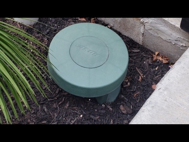 DISAPPEARS?  Review of Bose FreeSpace In-Ground Loudspeaker Review Unboxing Bose Demo Test