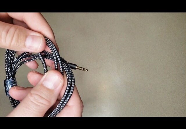 BRAIDED - Review of BlueRigger 3.5mm Stereo Audio Cable Review Unboxing BlueRigger Demo Test