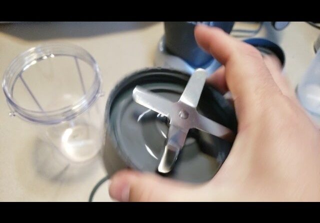 THE SAME !! - Review of Nutribullet Blender 24OZ Cup n Blade Review Unboxing GahsElec Demo Test