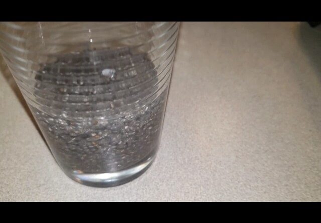 SECRET MIX? Yupik Chia Seeds, Natural Black 2.2 lb Review Review Unboxing Yupik Demo Test